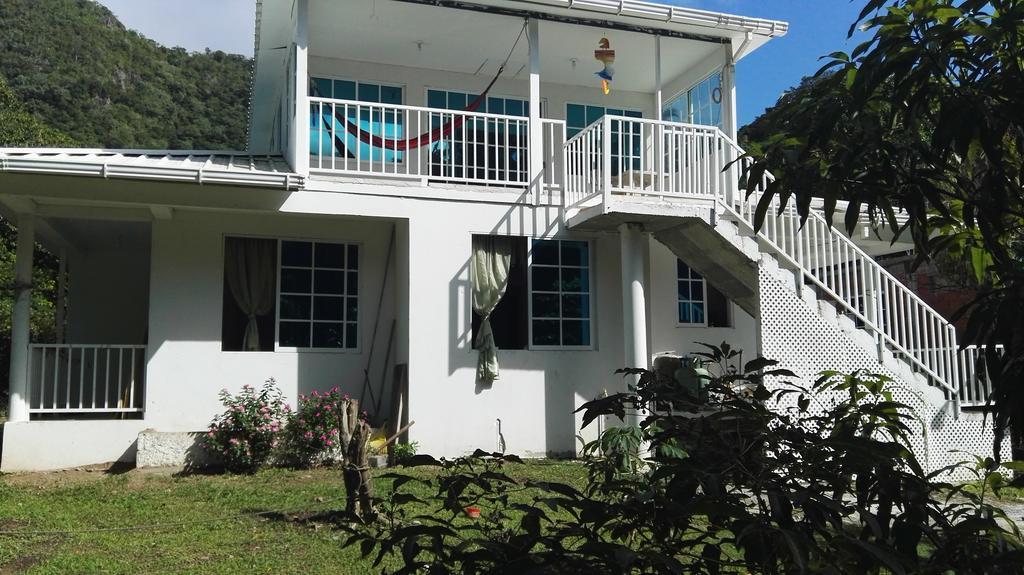 Posada Mango Tree South West Bay Exterior foto